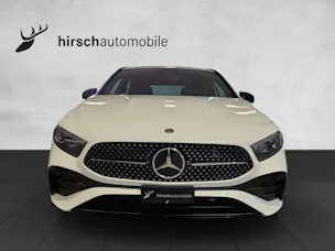 MERCEDES-BENZ A 250 AMG Line 4M W177