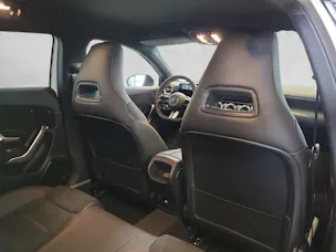 MERCEDES-BENZ A 250 AMG Line 4M W177