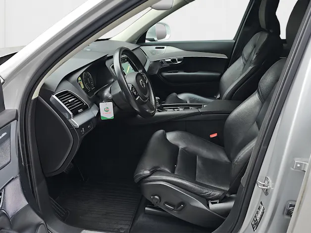 VOLVO XC90 T6 AWD 7P. Momentum Geartronic