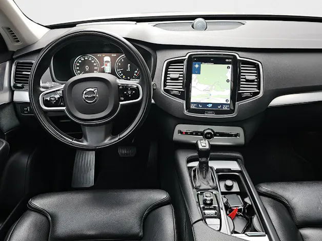 VOLVO XC90 T6 AWD 7P. Momentum Geartronic