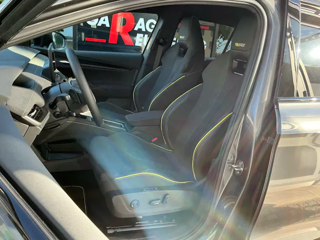 SKODA Elroq RS 4x4 *** MAXX PAKET, ANHÄNGEKUPPLUNG & 4 JAHRE SKODA GARANTIE *** **