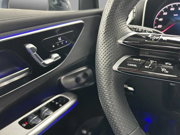 MERCEDES-BENZ GLC 300 e 4Matic 9G-Tronic