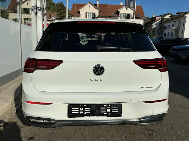 VW Golf 1.5 TSI eHYBRID 204 PS *** ELEKTRISCHE REICHWEITE 140KM ***