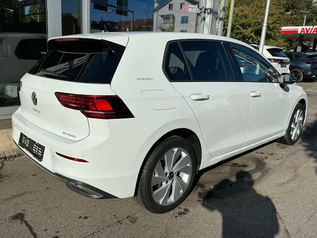 VW Golf 1.5 TSI eHYBRID 204 PS *** ELEKTRISCHE REICHWEITE 140KM ***
