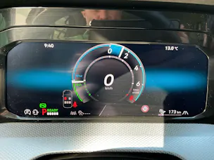 VW Golf 1.5 TSI eHYBRID 204 PS *** ELEKTRISCHE REICHWEITE 140KM ***