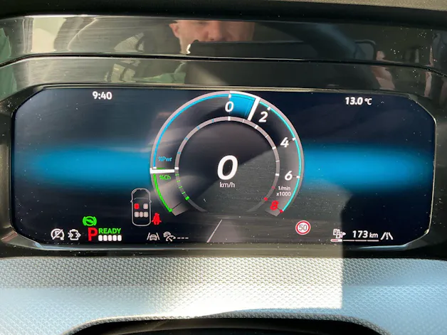 VW Golf 1.5 TSI eHYBRID 204 PS *** ELEKTRISCHE REICHWEITE 140KM ***