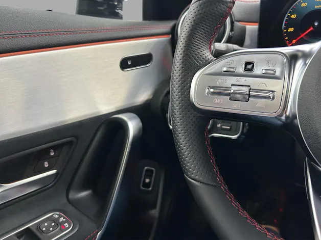 MERCEDES-BENZ CLA 250 4Matic AMG Line 7G-DCT