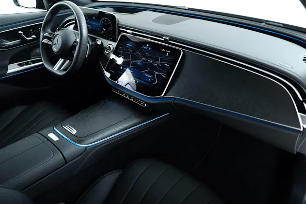 MERCEDES-BENZ E 220 d AMG Line 4M Limousine W214