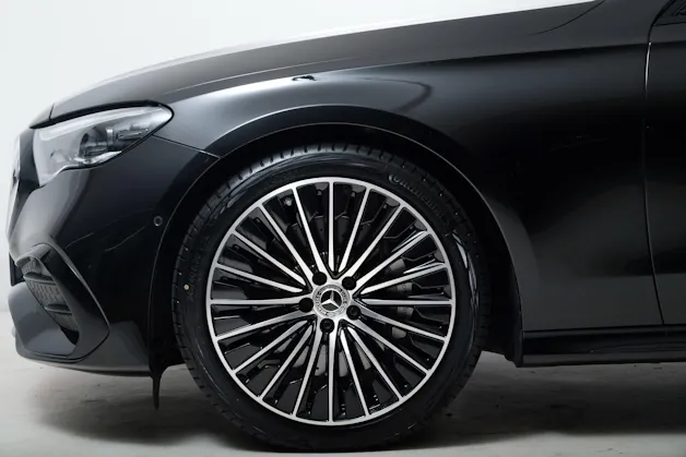MERCEDES-BENZ E 220 d AMG Line 4M Limousine W214