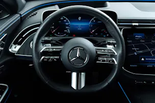 MERCEDES-BENZ E 220 d AMG Line 4Matic W214