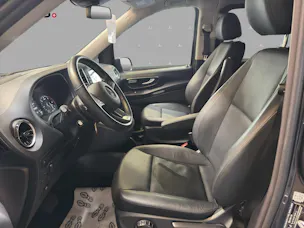 MERCEDES-BENZ Vito 116 CDI L Select Tourer / DISTRONIC / Standheizung / MSI+