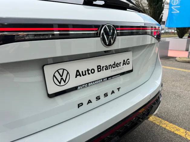 VW Passat Variant 1.5 TSI evo2 Plug-In- Hybrid R-Line DSG