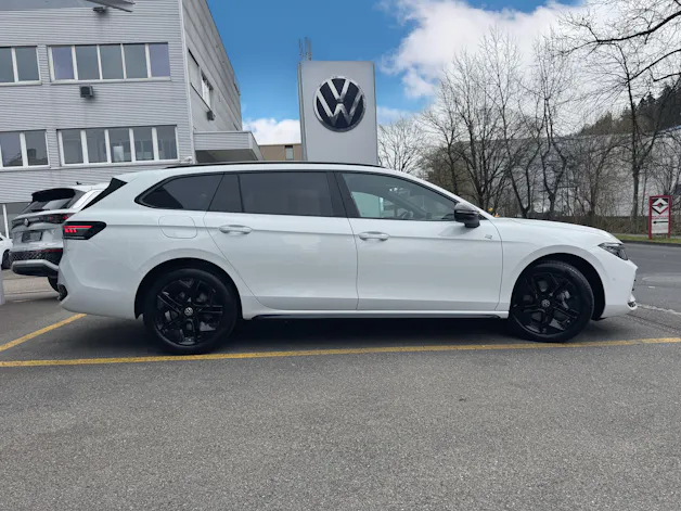 VW Passat Variant 1.5 TSI evo2 Plug-In- Hybrid R-Line DSG