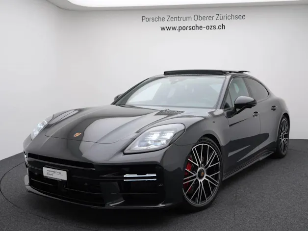 PORSCHE Panamera GTS