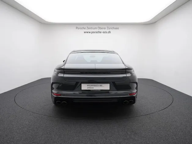 PORSCHE Panamera GTS