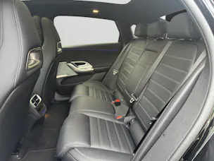 MERCEDES-BENZ C 400 4MATIC EQ