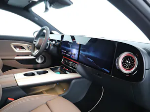 MERCEDES-BENZ CLA 250+ 85 kWh EQ