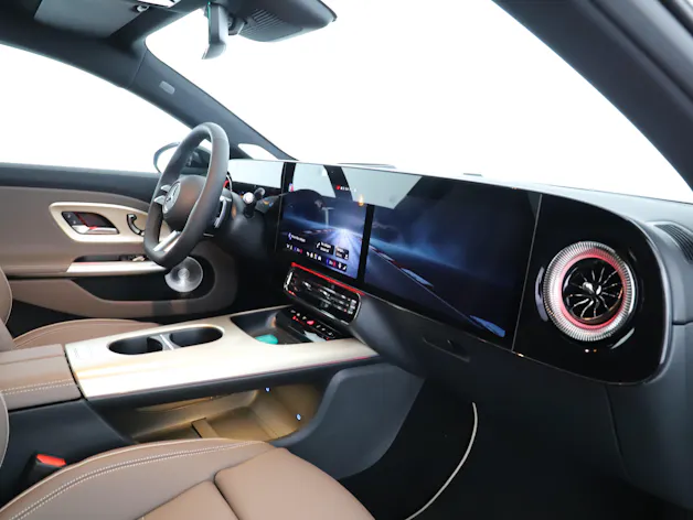 MERCEDES-BENZ CLA 250+ 85 kWh EQ