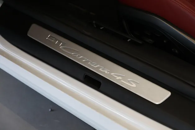 PORSCHE 911 Carrera 4S Cabriolet PDK