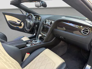BENTLEY Continental GTC 4.0 V8