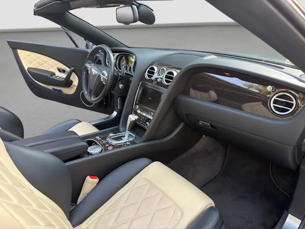 BENTLEY Continental GTC 4.0 V8