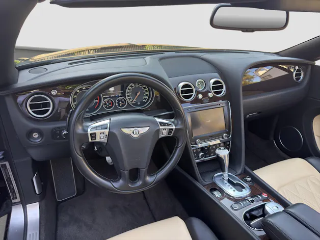 BENTLEY Continental GTC 4.0 V8