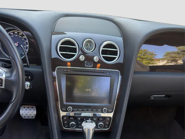 BENTLEY Continental GTC 4.0 V8