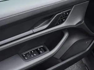 PORSCHE Taycan 4 Cross Turismo