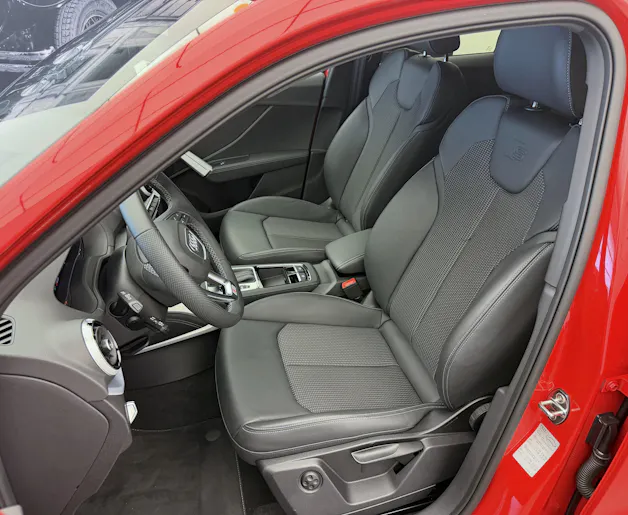 AUDI SQ2 TFSI quattro S-tronic