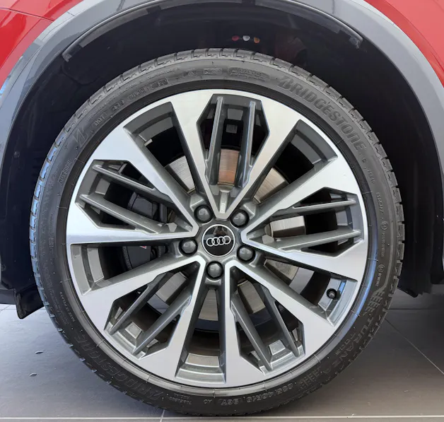 AUDI SQ2 TFSI quattro S-tronic