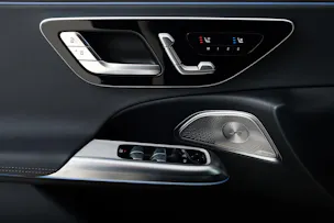 MERCEDES-BENZ E 220 d AMG Line 4Matic W214