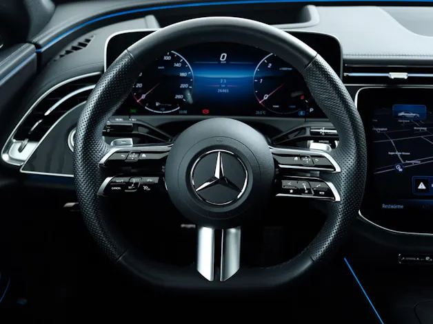 MERCEDES-BENZ E 220 d AMG Line 4M Limousine W214