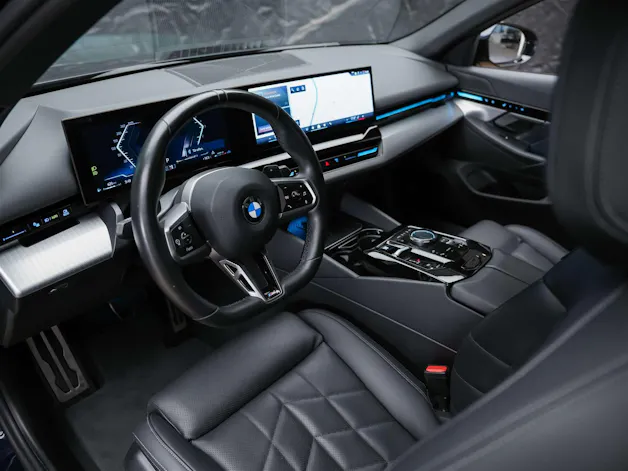 BMW 520d xDrive M Sport Steptronic *21" Felgen*Werksgarantie*Memory*