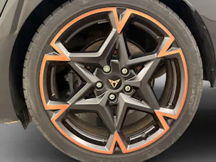 CUPRA Leon ST 2.0 TSI 333 VZ 4Drive
