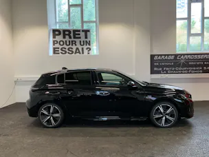 PEUGEOT 308 1.2 Pure Tech GT EAT8