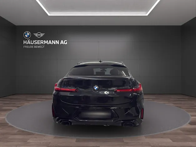 BMW X4 M40i
