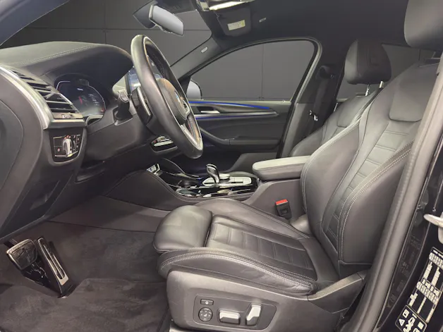 BMW X4 M40i
