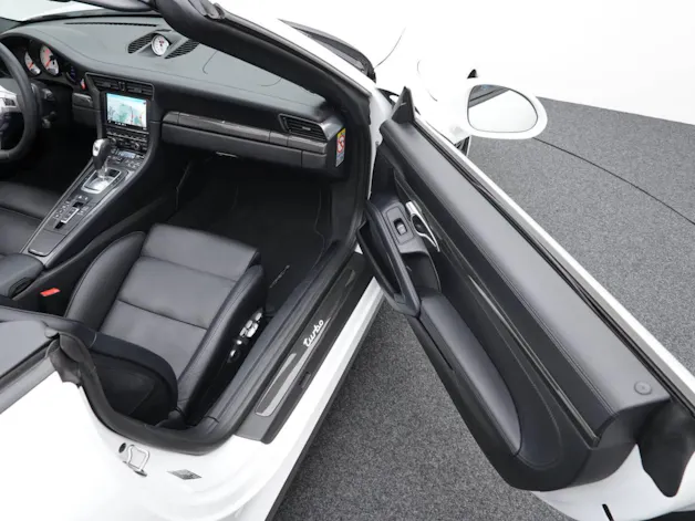 PORSCHE 911 Turbo Cabriolet