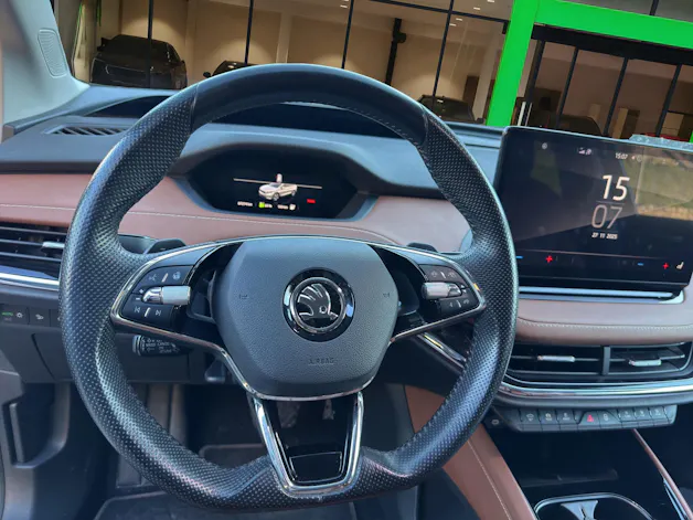 SKODA Enyaq iV 80x