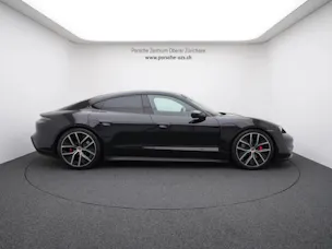 PORSCHE Taycan 4S