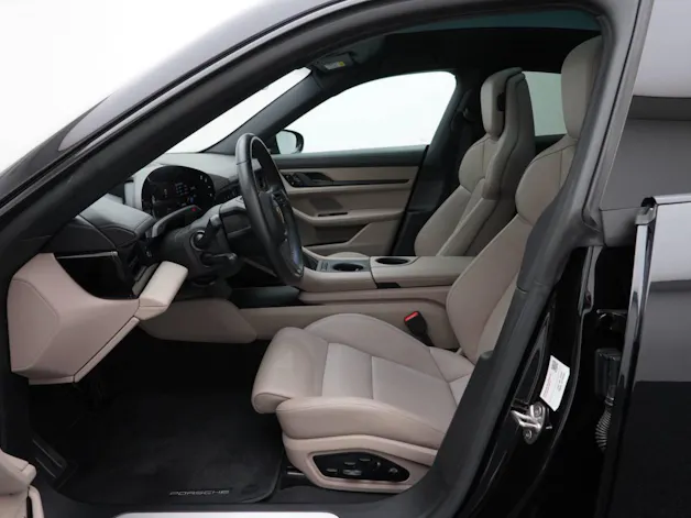 PORSCHE Taycan 4S