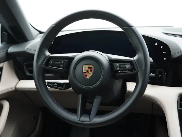 PORSCHE Taycan 4S