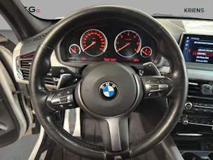 BMW X5 xDrive 30d Steptronic / Panorama-Dach / M-Paket / DISTRONIC