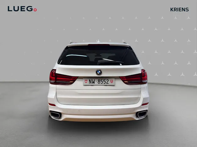 BMW X5 xDrive 30d Steptronic / Panorama-Dach / M-Paket / DISTRONIC