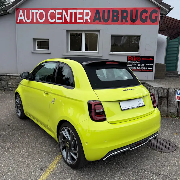 FIAT 500e Abarth Cabrio Scorpionissima