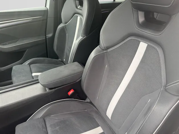 SKODA Kodiaq 2.0 TDI DSG Sportline 4x4 7 Pl.