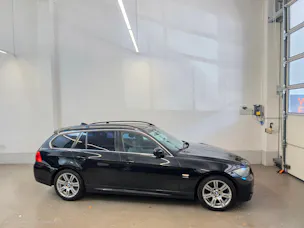 BMW 335i xDrive Touring Steptronic M SPORTPAKET