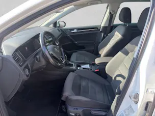 VW Golf 1.5 TSI EVO High