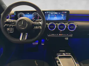 MERCEDES-BENZ A 250 4M AMG W177