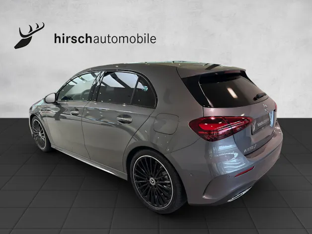 MERCEDES-BENZ A 250 AMG Line 4M W177